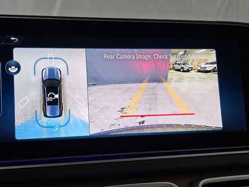 New 2026 Mercedes-Benz GLS 580 4MATIC image 29