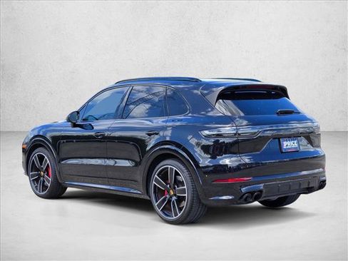 Used 2021 Porsche Cayenne GTS AWD/4WD image 7
