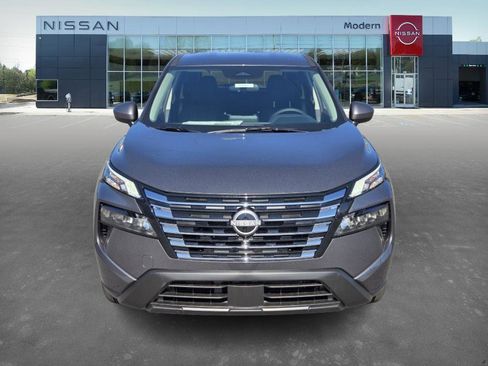 New 2026 Nissan Rogue SV image 2