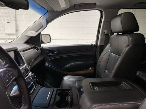 Used 2018 Chevrolet Tahoe Premier AWD/4WD image 12