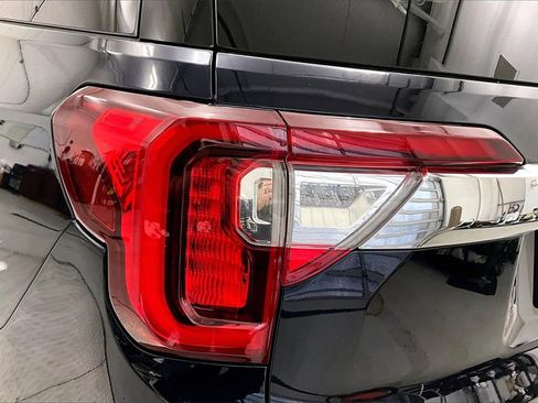 Used 2021 GMC Acadia SLE image 32