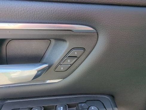 Used 2026 RAM 1500 Laramie AWD/4WD image 14