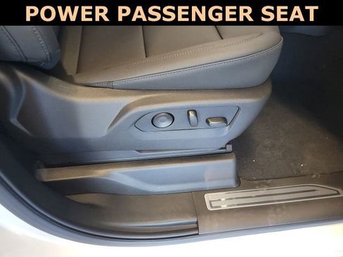 New 2026 GMC Sierra 1500 SLT w/ SLT Premium Package image 39