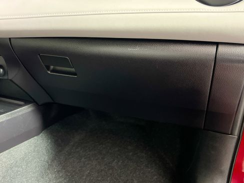 Used 2018 Toyota RAV4 Limited image 35