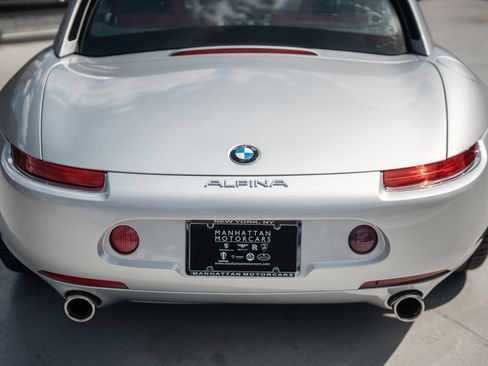 Used 2003 BMW Z8 RWD image 42
