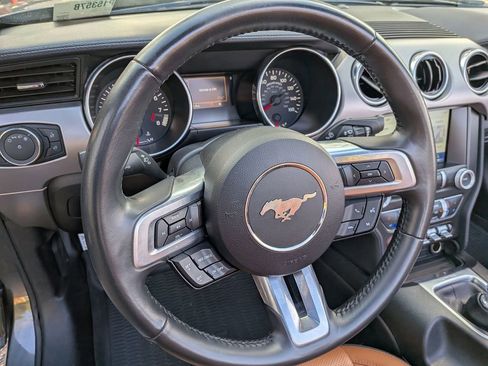 Used 2020 Ford Mustang GT Premium image 18