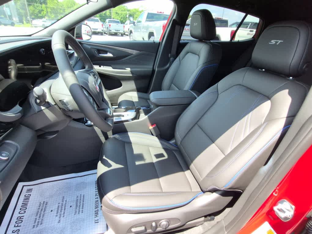 New 2026 Buick Envista Sport Touring w/ Convenience I Package FWD image 13