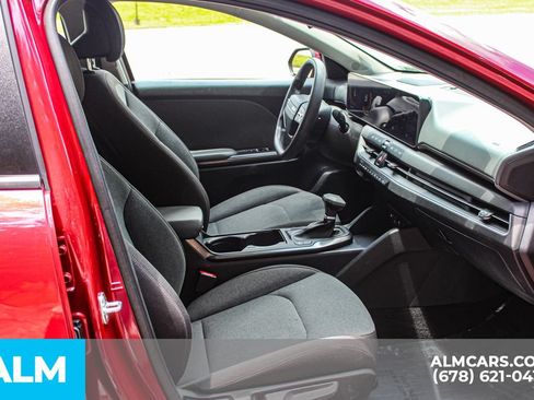Used 2025 Kia K4 FWD image 17
