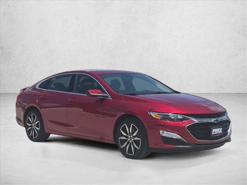 Used 2024 Chevrolet Malibu RS FWD image 3