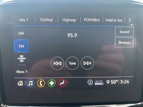 Used 2021 Chevrolet Traverse LT AWD/4WD image 27