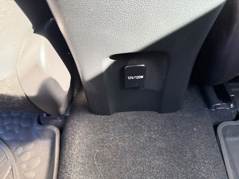 Used 2017 Toyota Prius Three Touring FWD image 32