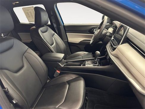 Used 2024 Jeep Compass Limited image 15