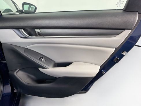 Used 2020 Honda Accord LX image 28