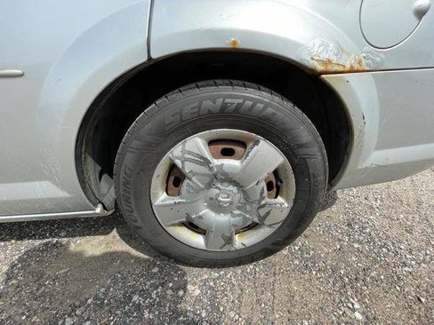 Used 2006 Dodge Stratus SXT image 14