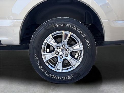 Used 2017 Ford F150 XLT w/ Equipment Group 302A Luxury image 9