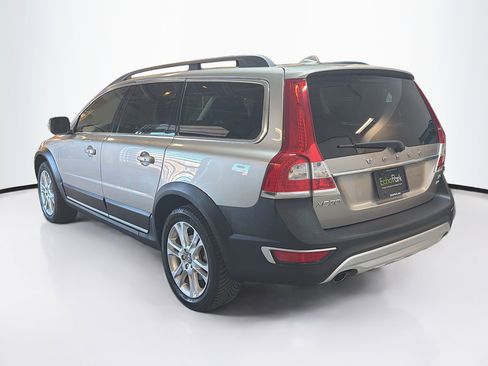 Used 2016 Volvo XC70 T5 Premier w/ Convenience Package image 5