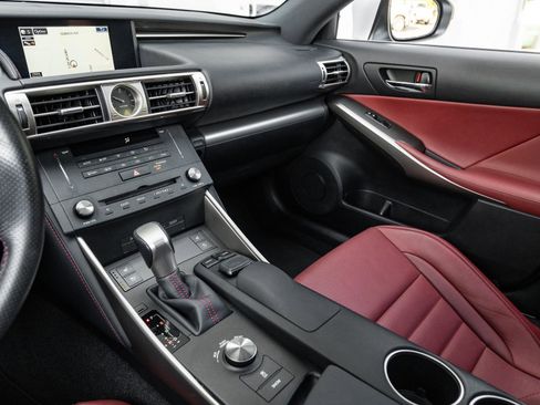 Used 2016 Lexus IS 200t image 32