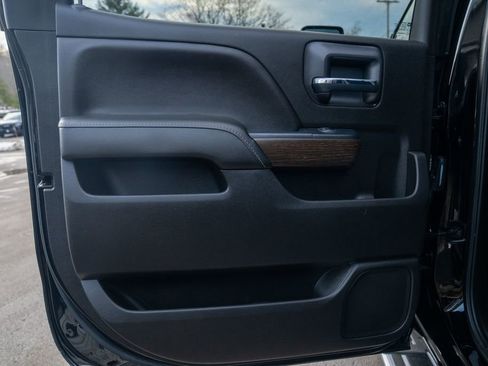 Used 2019 GMC Sierra 2500 Denali w/ Suspension Package, Off-Road image 20