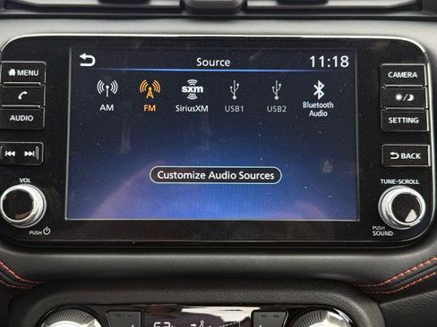 New 2025 Nissan Versa SR w/ Trunk Package image 28