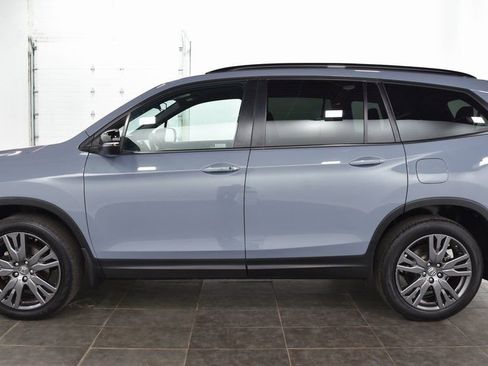 Used 2022 Honda Pilot Sport image 4