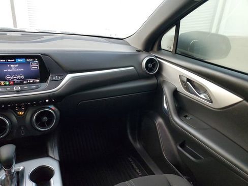 Used 2022 Chevrolet Blazer LT image 13