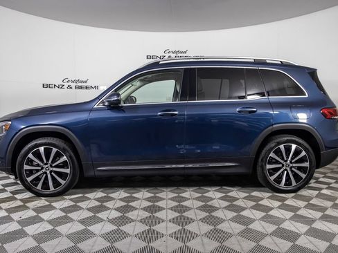 Used 2022 Mercedes-Benz GLB 250 w/ Premium Package Lite image 9