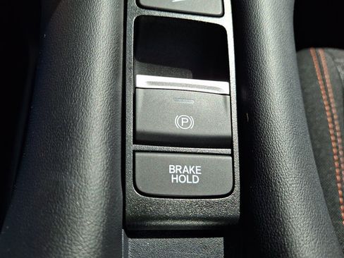 Certified 2025 Honda HR-V Sport image 27