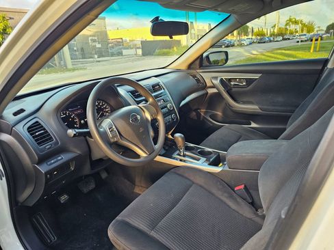 Used 2014 Nissan Altima 2.5 image 9