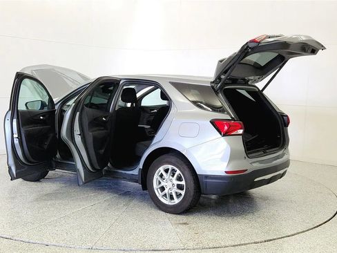 Used 2024 Chevrolet Equinox LT w/ LPO, Floor Liner Package AWD/4WD image 11