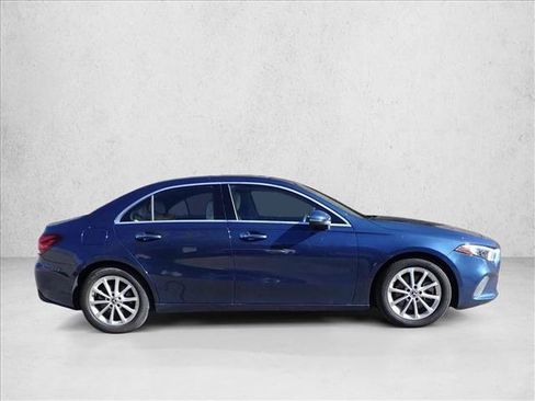 Used 2021 Mercedes-Benz A 220 4MATIC image 9