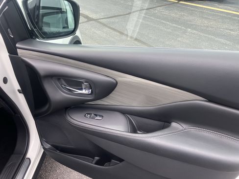 Used 2018 Nissan Murano SL w/ Cargo Package AWD/4WD image 11