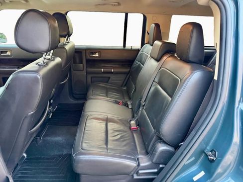 Used 2016 Ford Flex SEL image 18