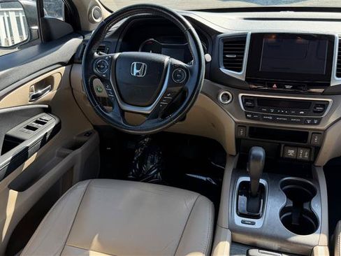 Used 2017 Honda Pilot EX-L image 18