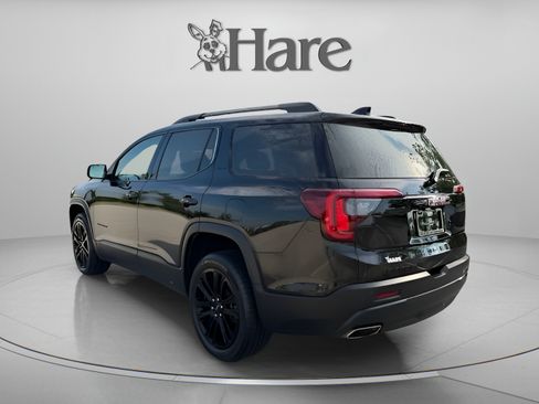 Used 2022 GMC Acadia SLT w/ Elevation Edition FWD image 3