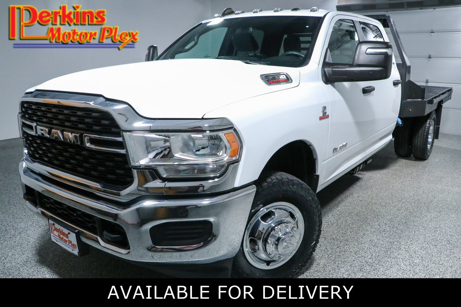 Used 2024 RAM 3500 SLT w/ Quick Order Package 2YG SLT AWD/4WD image 1