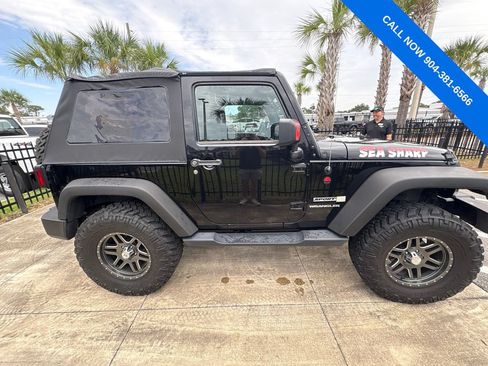Used 2015 Jeep Wrangler Sport AWD/4WD image 4