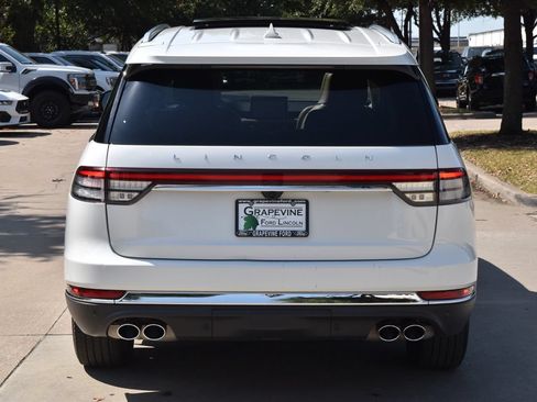Used 2022 Lincoln Aviator Reserve w/ Equipment Group 201A AWD/4WD image 9