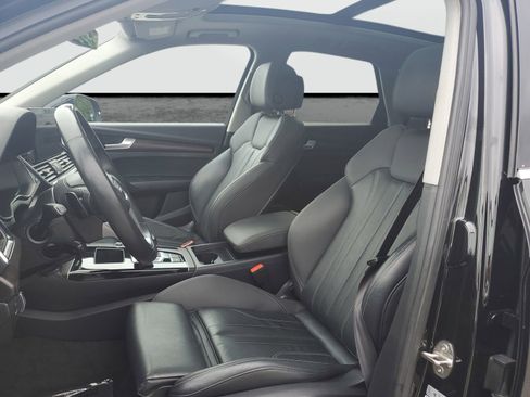 Used 2023 Audi Q5 e Premium w/ Convenience Package AWD/4WD image 19