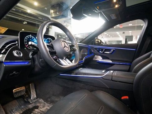 Certified 2026 Mercedes-Benz E 53 AMG e 4MATIC Sedan image 4