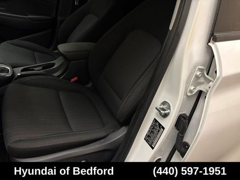 Used 2023 Hyundai Kona SEL FWD image 11