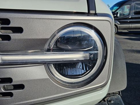 Used 2024 Ford Bronco Badlands AWD/4WD image 12