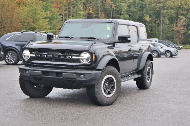 Used 2022 Ford Bronco Outer Banks w/ Sasquatch Package AWD/4WD image 2