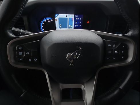 Used 2022 Ford Bronco Black Diamond image 19