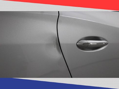 Used 2019 Buick Enclave Essence image 34