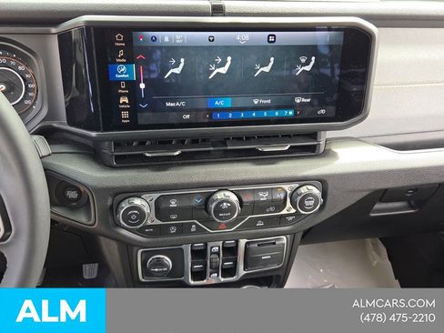 Used 2025 Jeep Wrangler Unlimited Sport AWD/4WD image 19