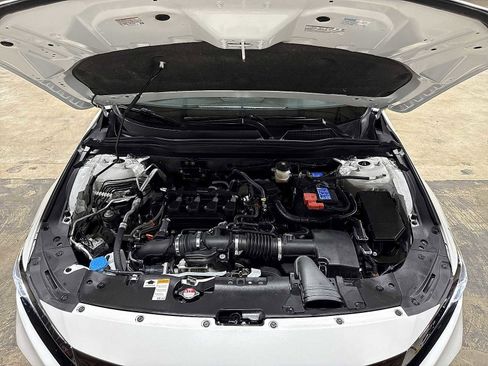Used 2022 Honda Accord Sport image 12