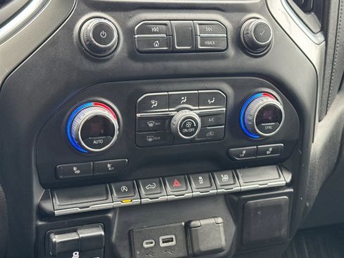 Used 2021 Chevrolet Silverado 1500 RST image 18