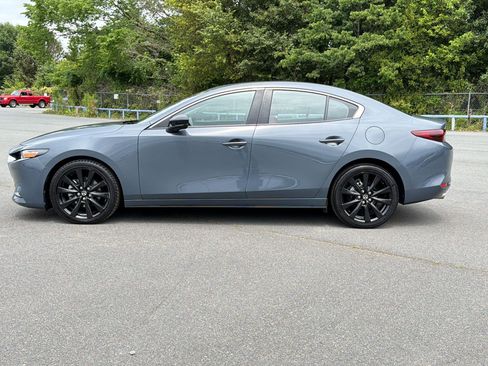 Used 2023 MAZDA MAZDA3 s AWD/4WD image 2