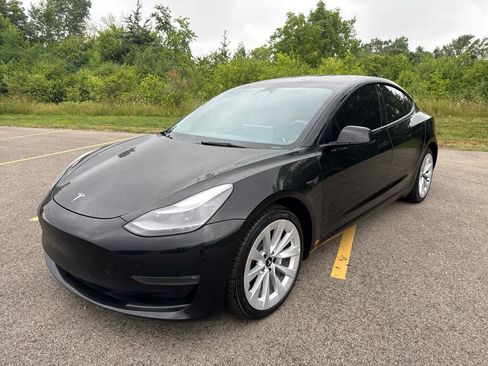 Used 2022 Tesla Model 3 Long Range AWD/4WD image 1