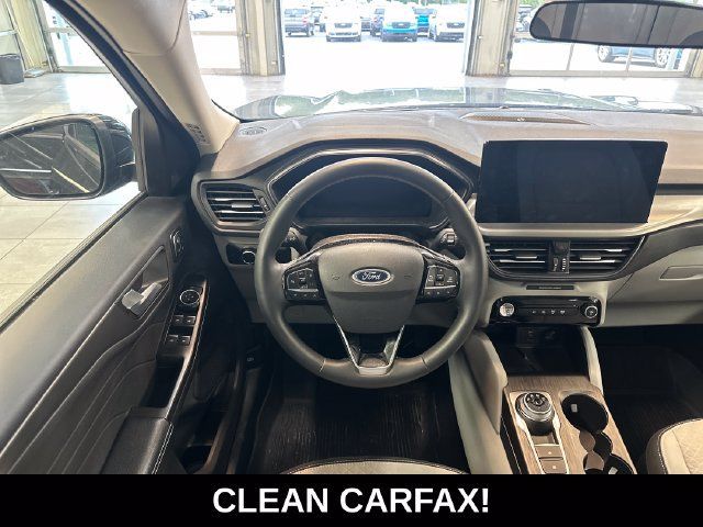 Used 2023 Ford Escape Active w/ Tech Pack #2 AWD/4WD image 2
